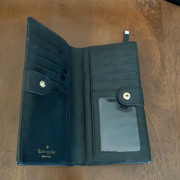 Kate spade large tote with matching wallet!! - Picture 3 of 10